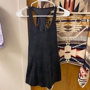 Lululemon tanktop